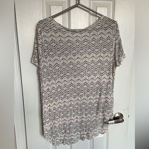 Pattern t-shirt